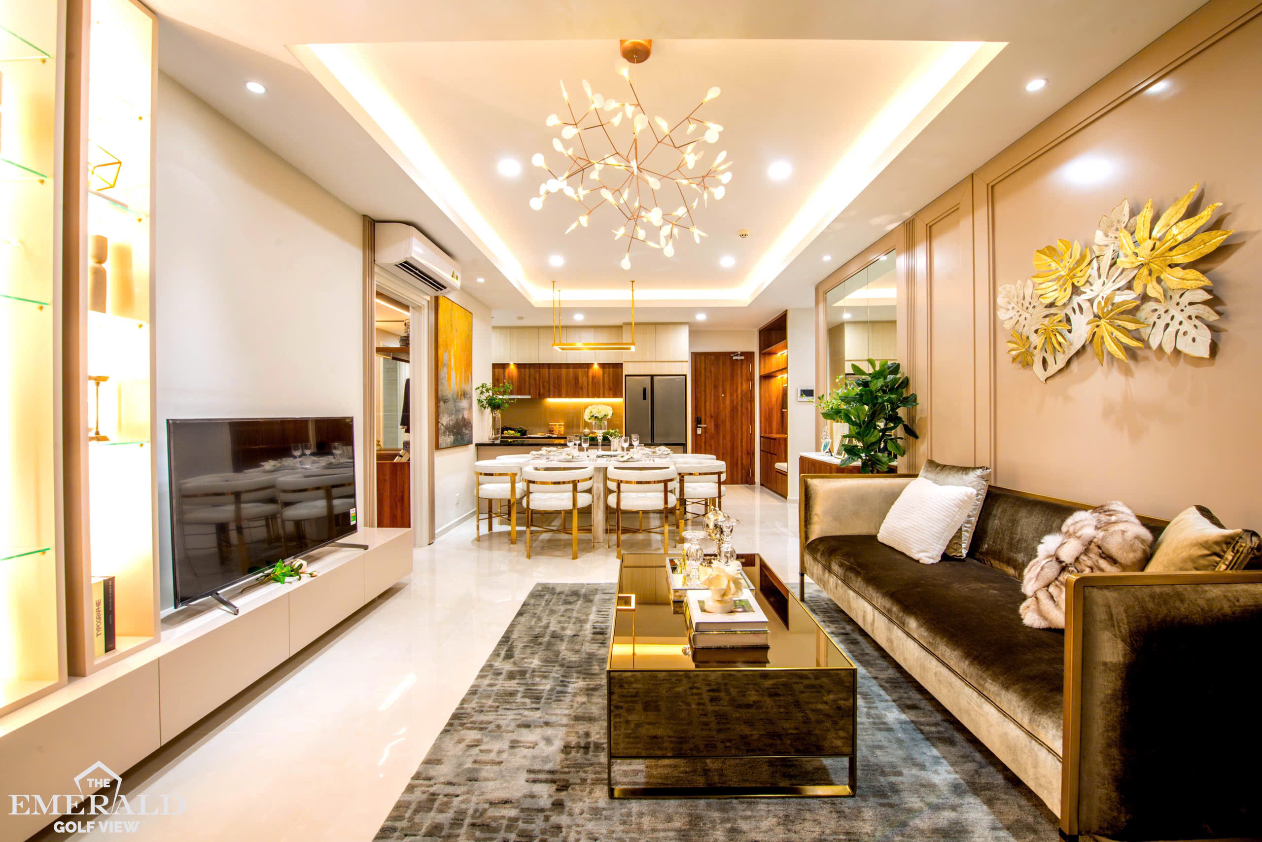 The Emerald Golf View