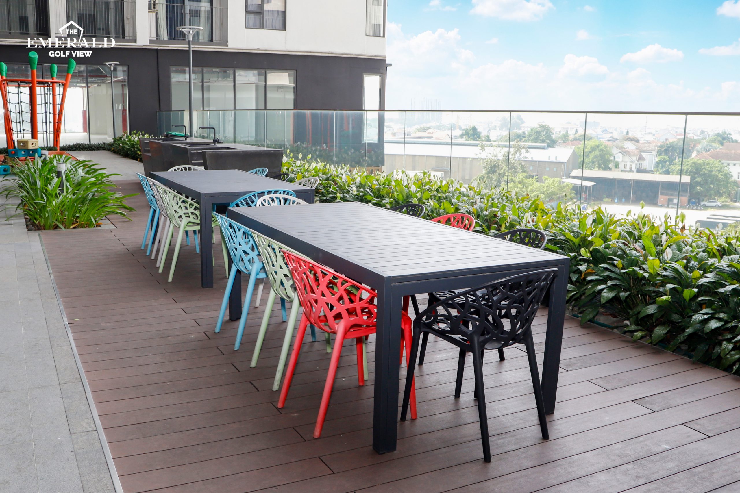 The Emerald Golf View